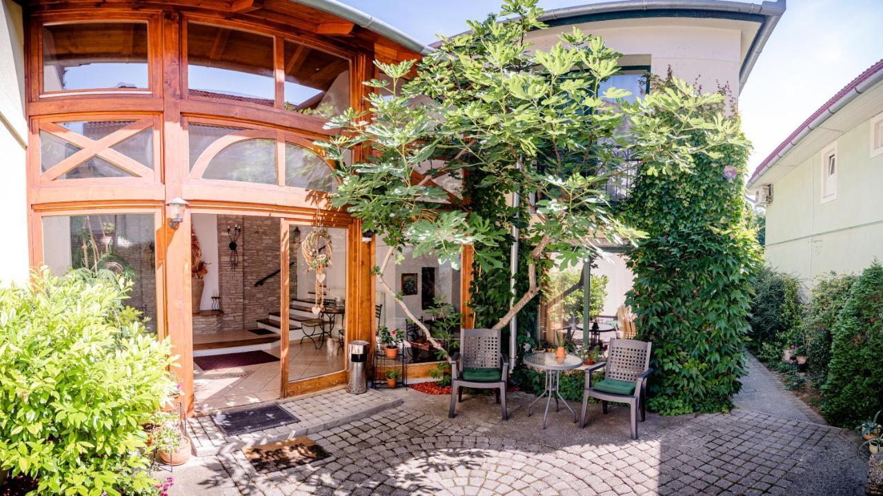 Hévíz Nymphea Villa المظهر الخارجي الصورة